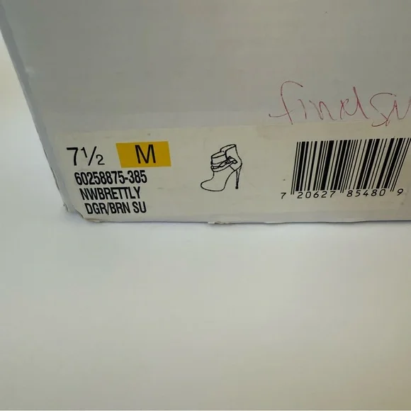 Nine West Olive and Chestnut Heeled Boots Size 7 1/2 M - Picture 8 of 8